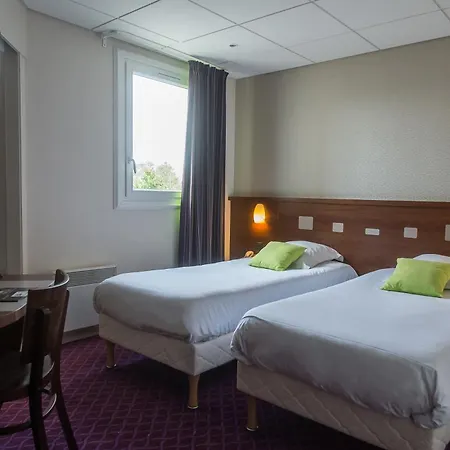 Brit Angers Parc Expo - L'acropole Hotel 3*