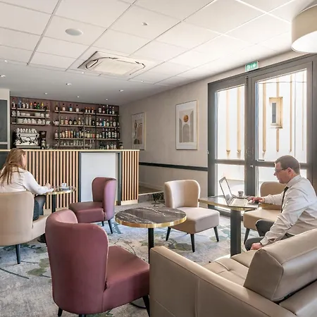 Brit Angers Parc Expo - L'acropole 3*