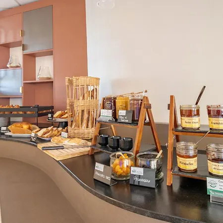 Brit Angers Parc Expo - L'acropole 3*