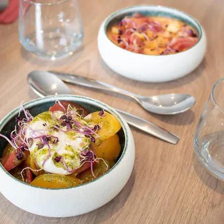 Brit Angers Parc Expo - L'acropole Hotel 3*