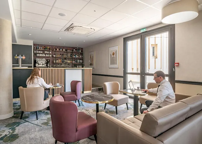 Brit Angers Parc Expo - L'acropole 3*