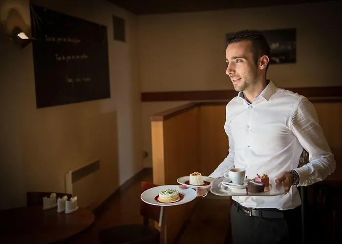 Brit Angers Parc Expo - L'acropole Hotel Verrieres-en-Anjou