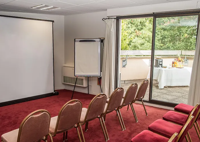 Hotel Brit Angers Parc Expo - L'acropole 3*